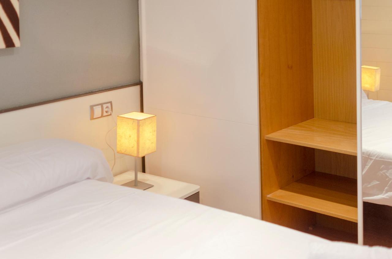 ז'ירונה Santa Clara Apartments מראה חיצוני תמונה