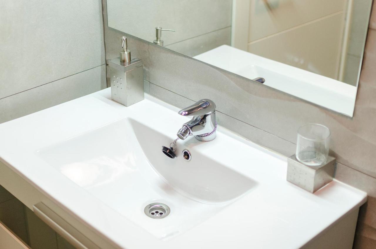 ז'ירונה Santa Clara Apartments מראה חיצוני תמונה